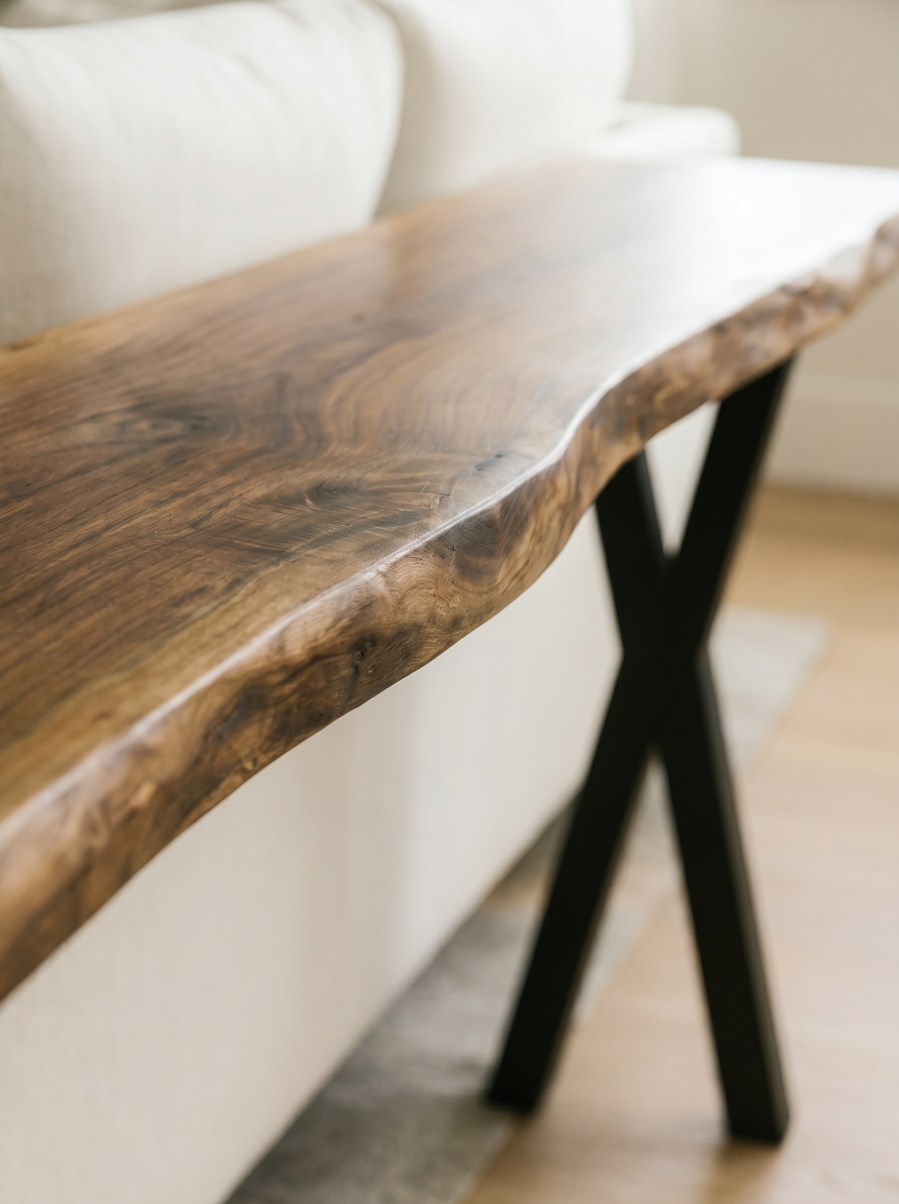 SofaLine Console Table