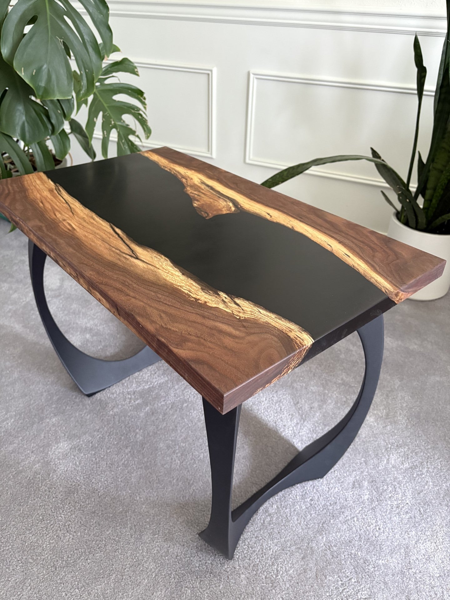 The Velden Table